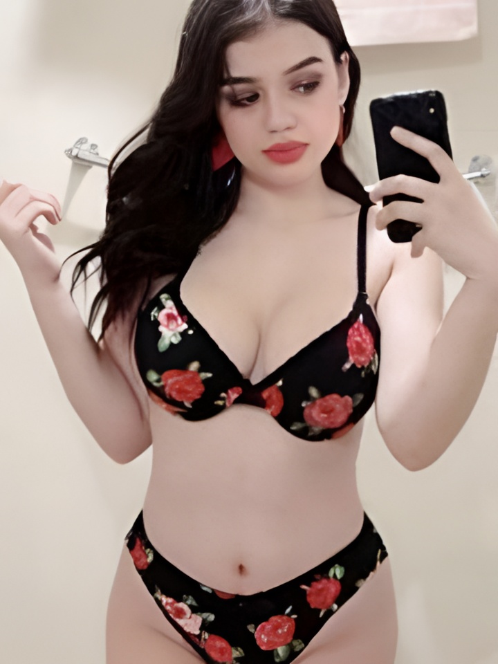 Виргиния привлекательная девушка из Арсеньева цена от 1500 руб