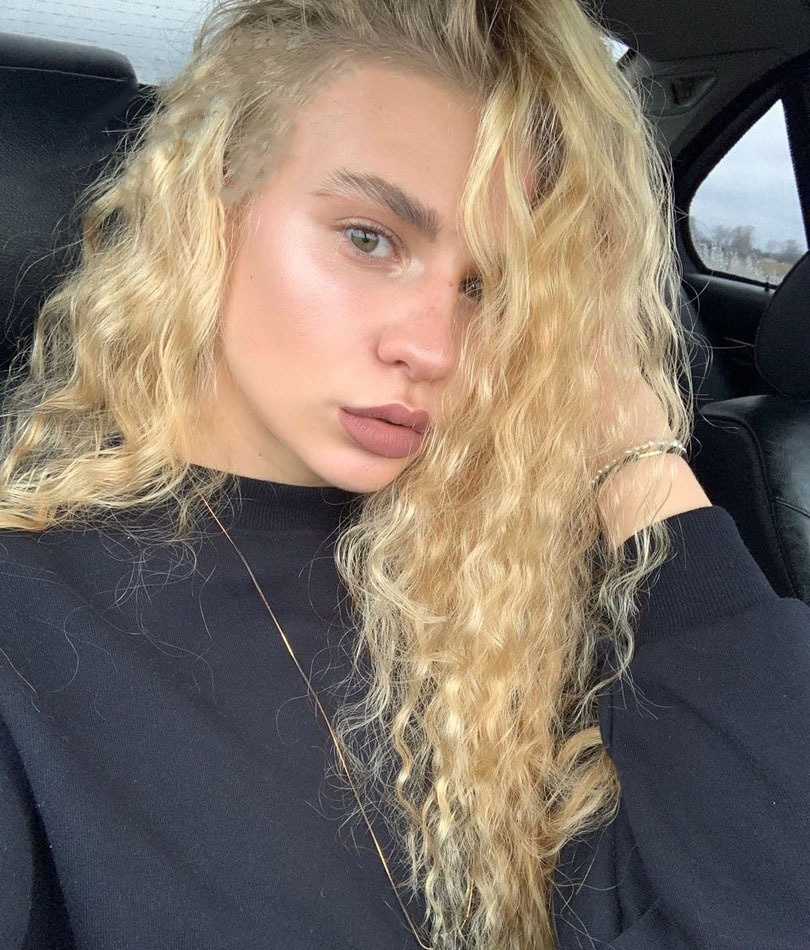 Люда привлекательная девушка из Арсеньева цена от 3500 руб