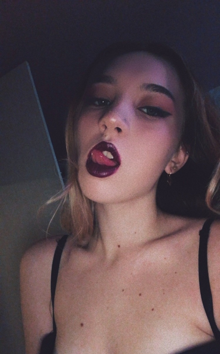 Инга привлекательная девушка из Арсеньева цена от 3500 руб